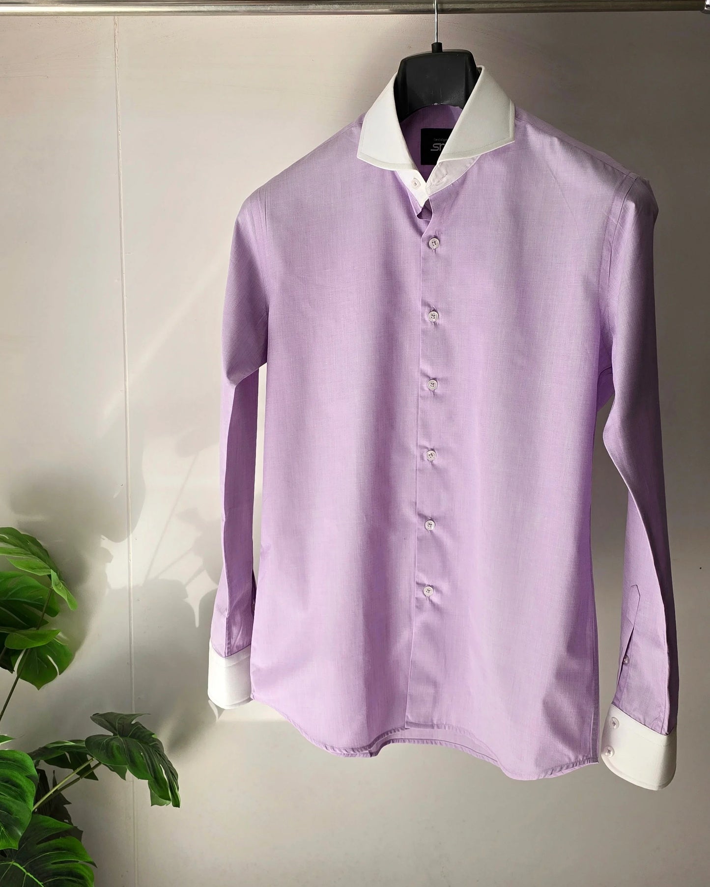 Unwind In Style: The Linen Chambray Comfort Redefined - Snug