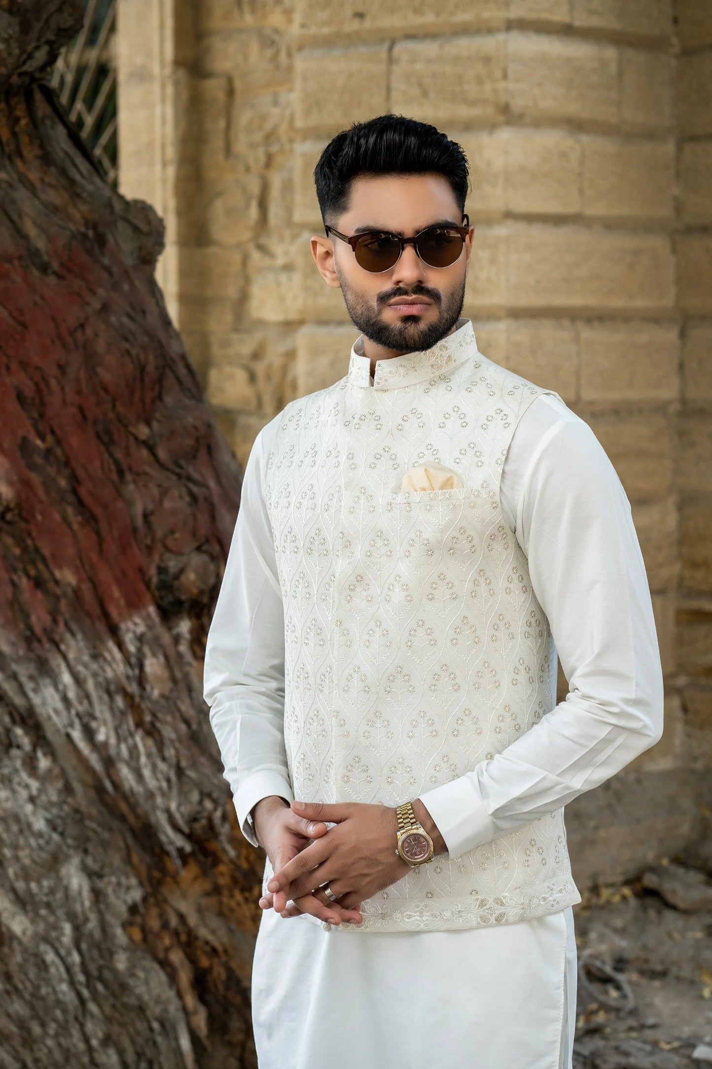 Chandi Warq - White Embroidered Waistcoat by Snug. - Snug