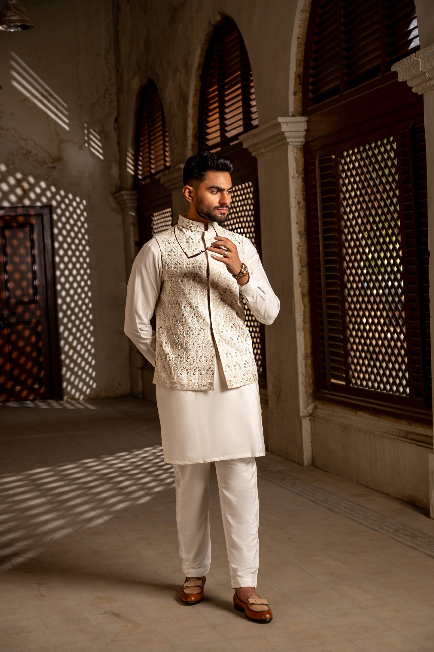 Chandi Warq - White Embroidered Waistcoat by Snug.