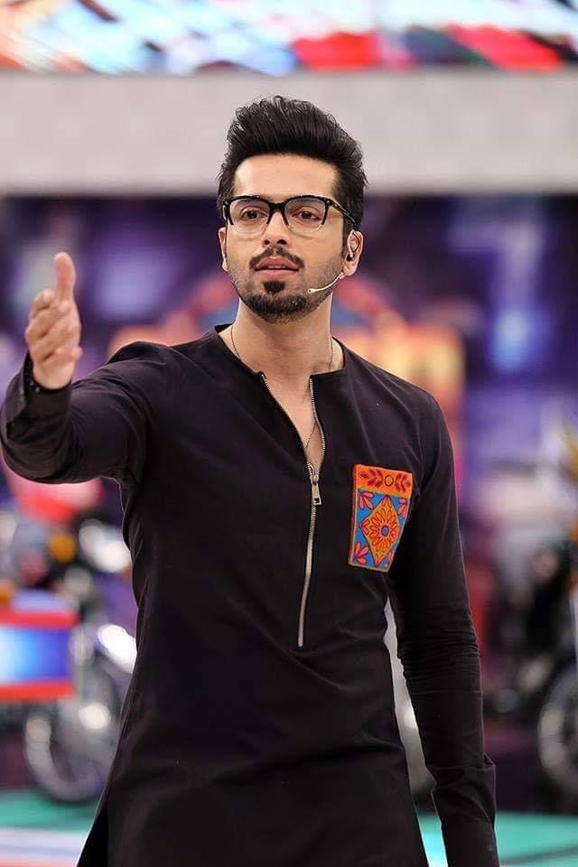 Embroidered Pocket Kurta Trouser - Snug