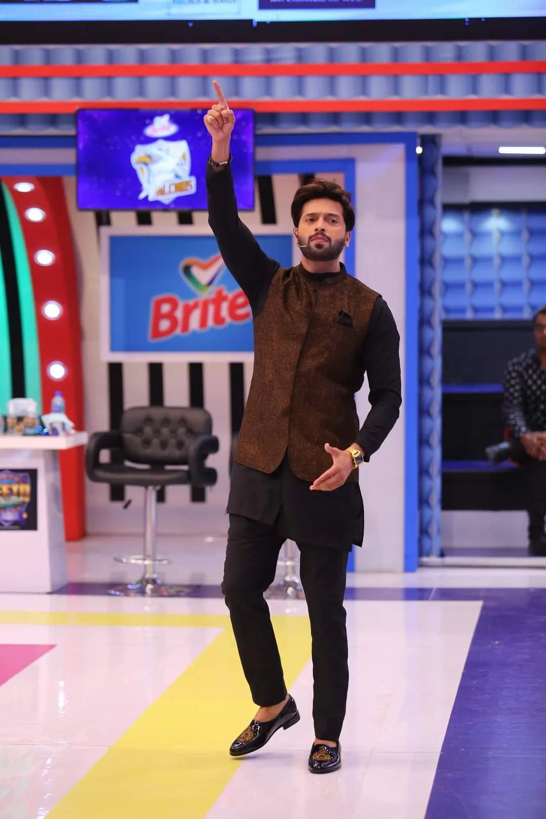 Hand Embroided Cow Leather Shoes - Snug