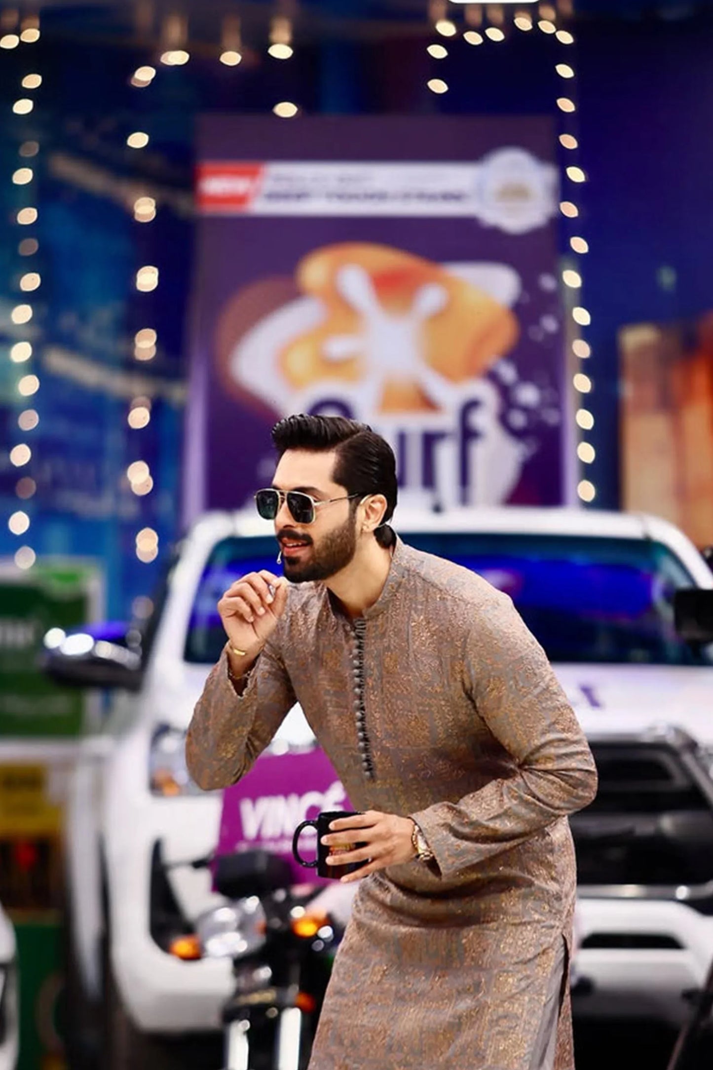 Greyed and Glowed - Snug