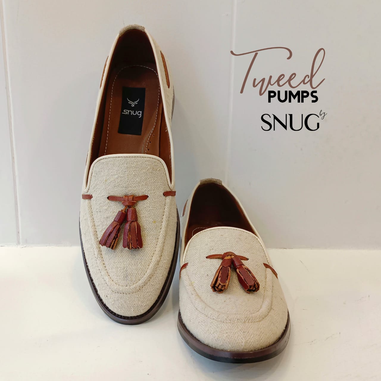 Tweed Pump With Tussles