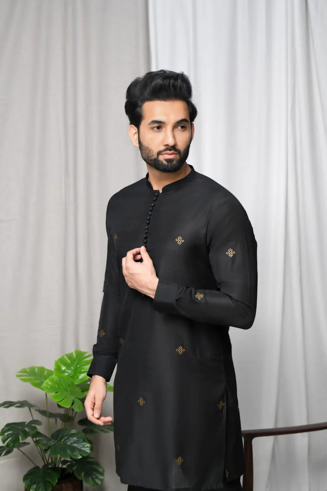 Antique Motives Cotton Silk Kurta Trouser. - Snug