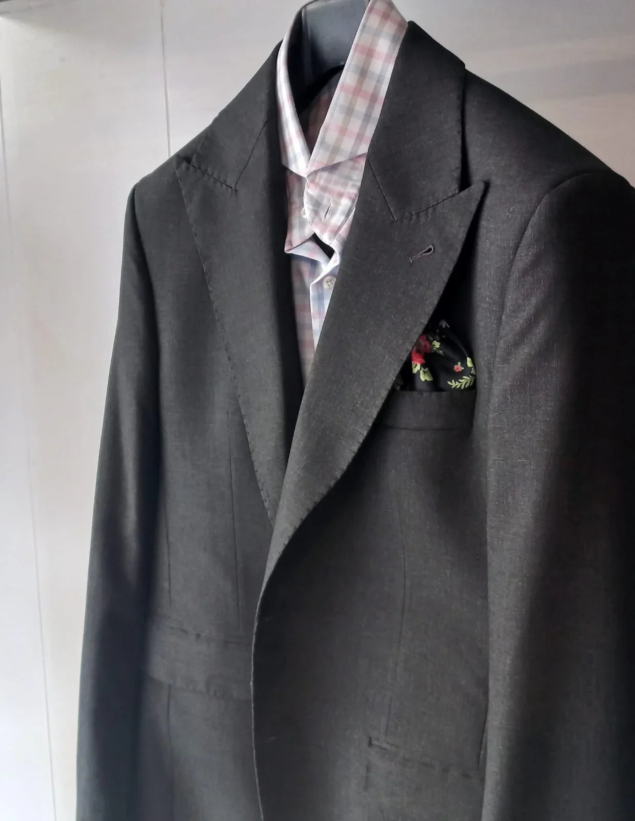 Charcoal Grey Suiting. - Snug