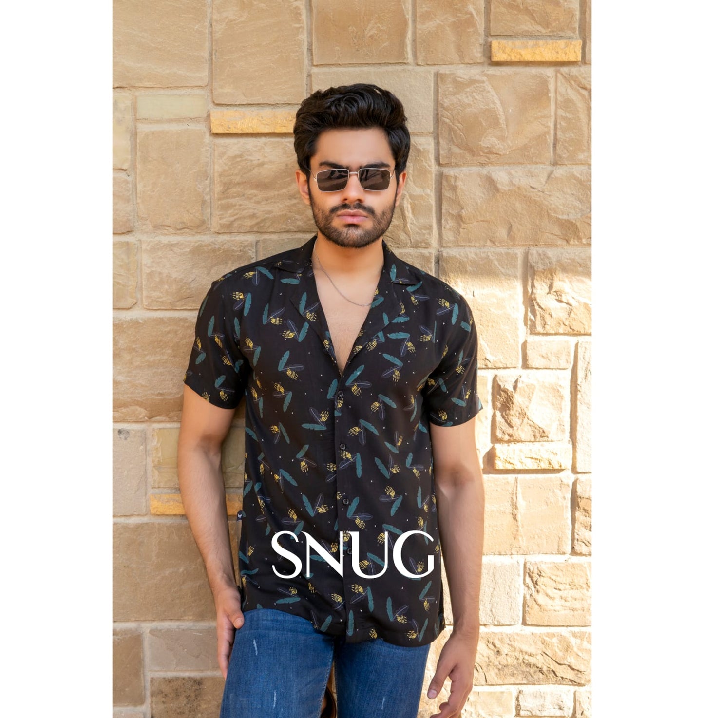 Leaf black print gauzy shirt