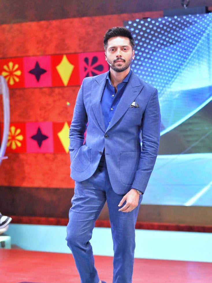 Two Tone Blue Linen Suit.