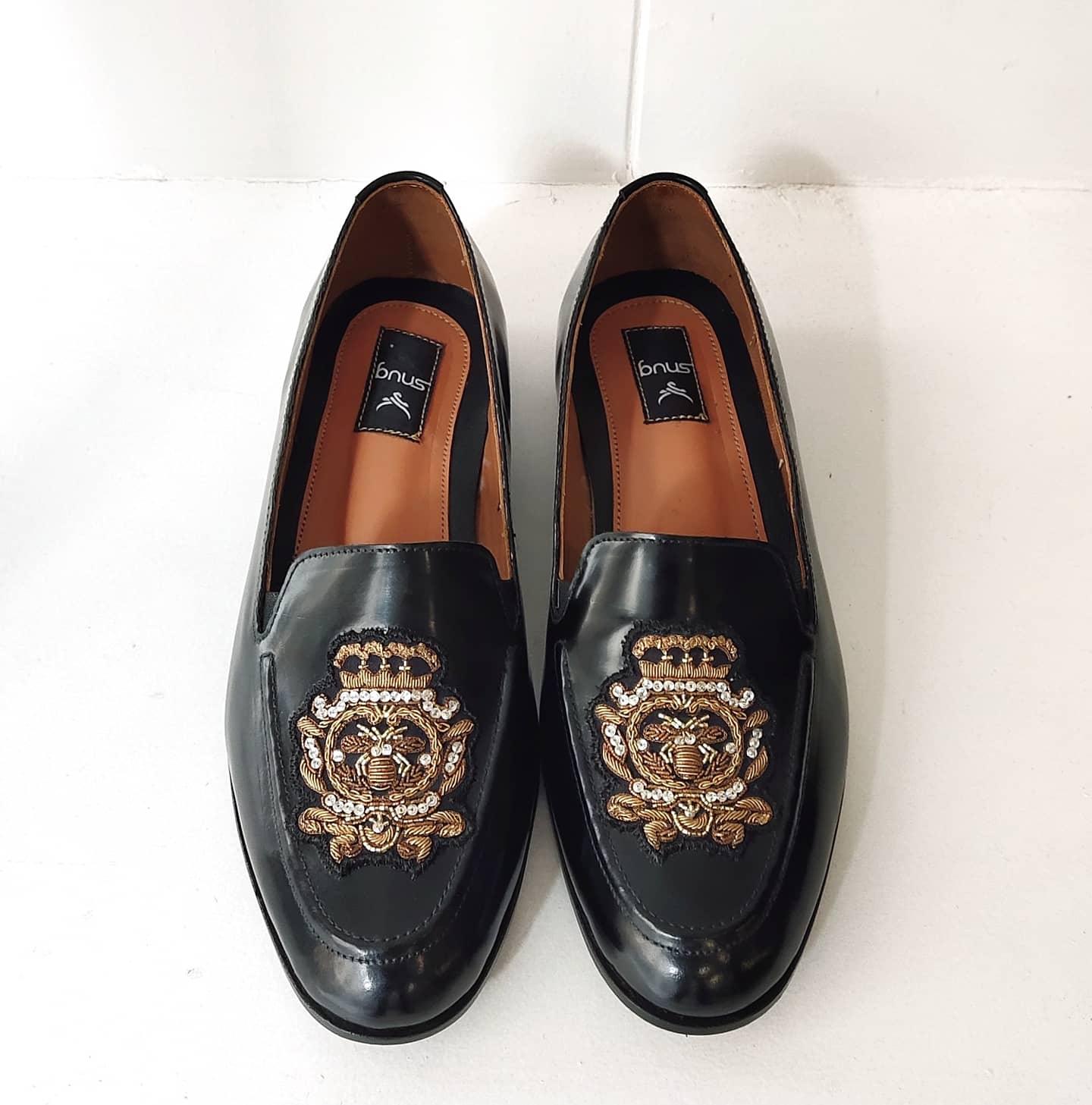 Hand Embroidered Pumps - Snug