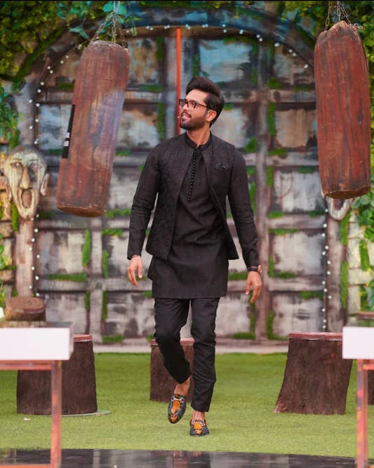 Box Embroidered Pattern Waistcoat with Embroidered Striped Kurta Trouser. - Snug