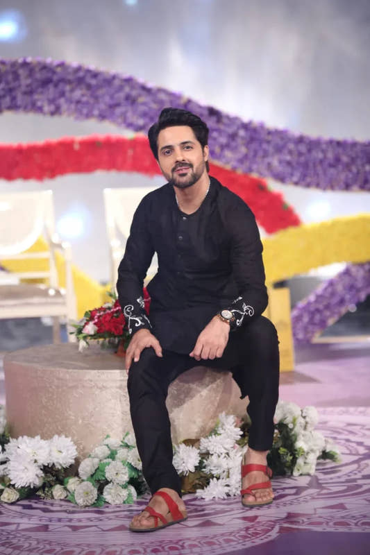 Black Embroidered Chicken Kurta trouser - Snug
