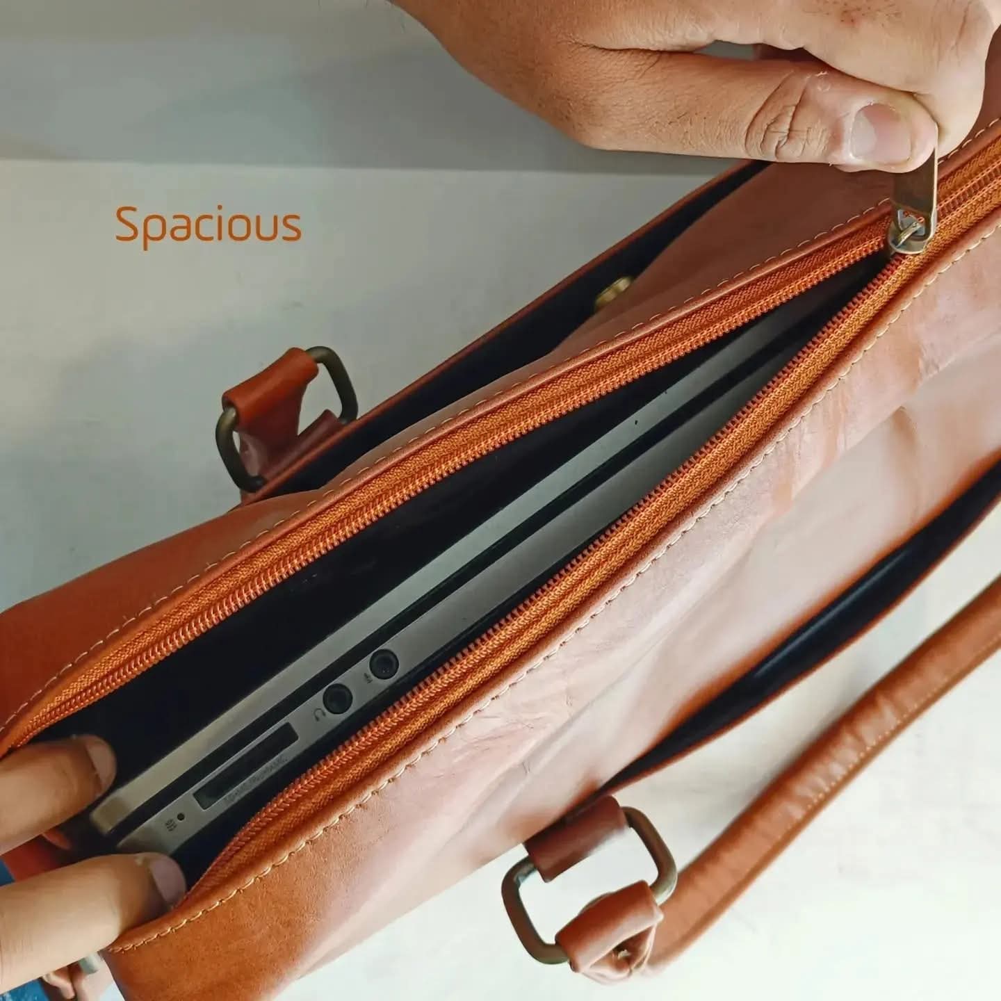 Horizon Cow Leather bag