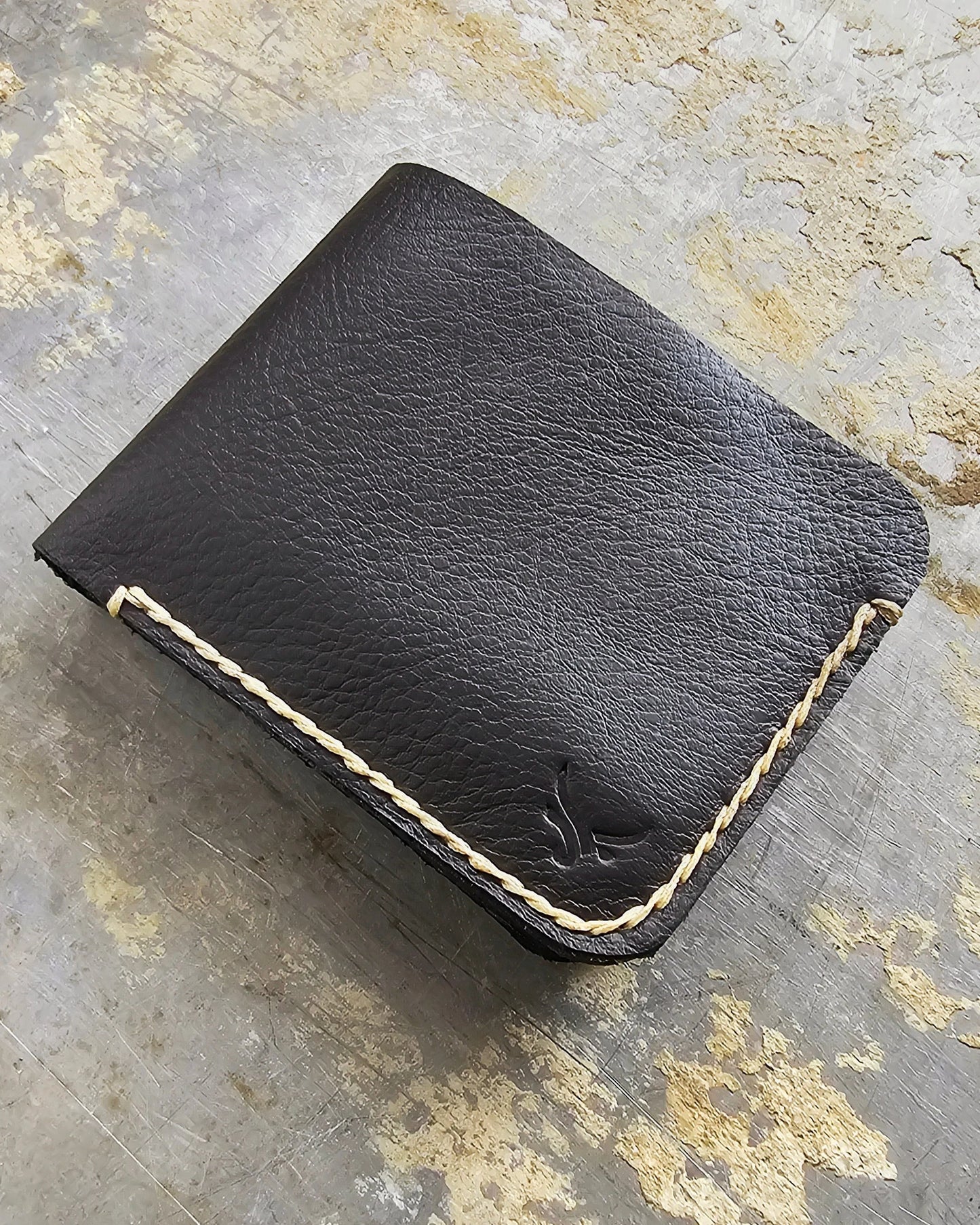 Hand-Stitched Cow Leather Wallet - Snug
