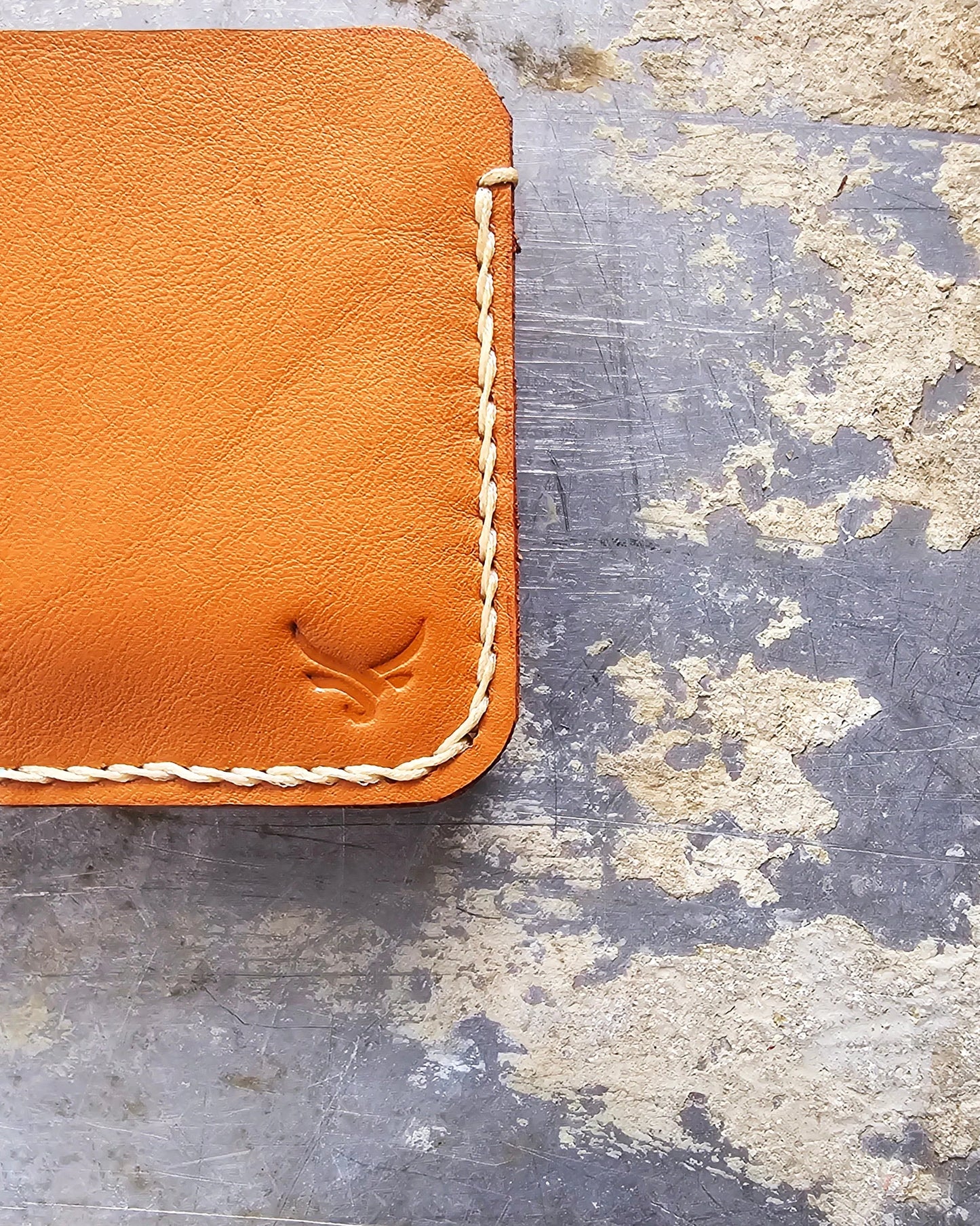Hand-Stitched Cow Leather Wallet - Snug