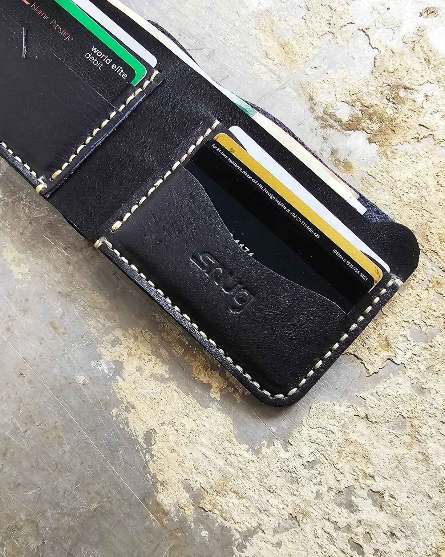 Hand-Stitched Cow Leather Wallet - Snug