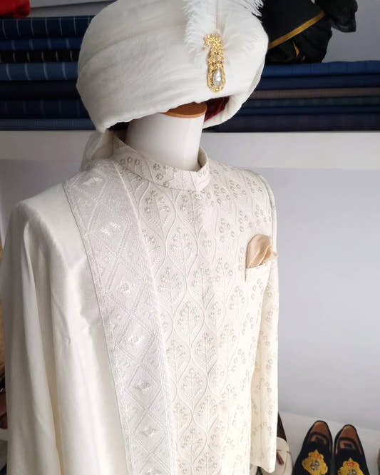 چاندی ورق - Snug