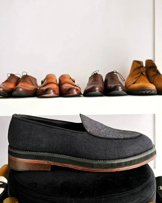 Linen Pumps with Sturdy Sole. - Snug