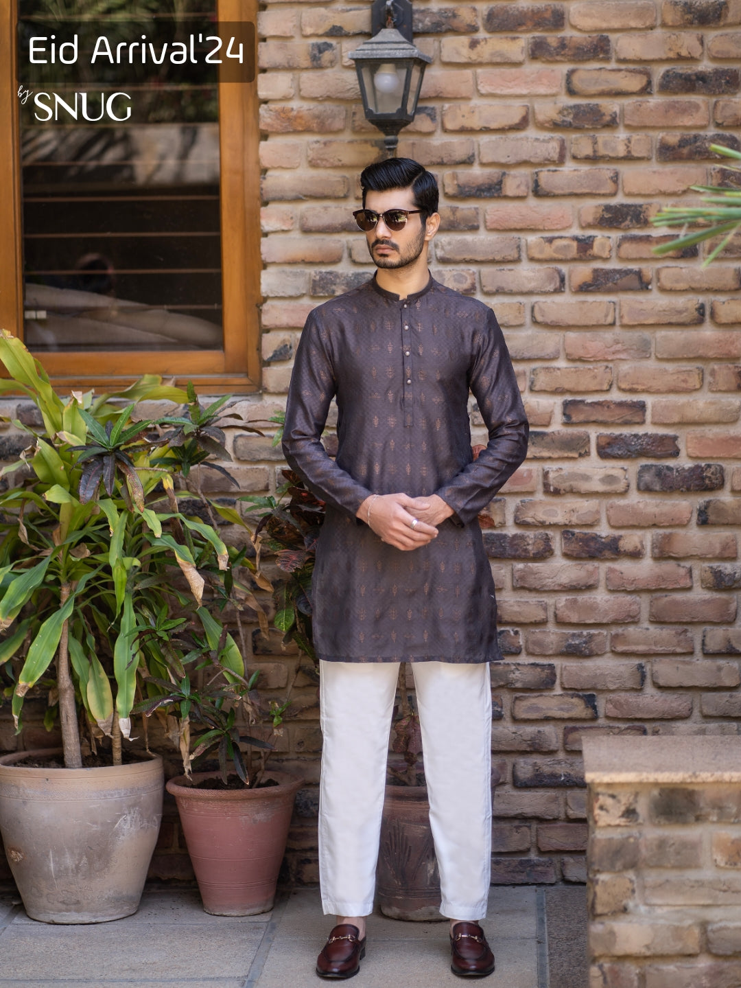 Urban Grace - Kurta & Trouser Ensemble for Every Occasion.