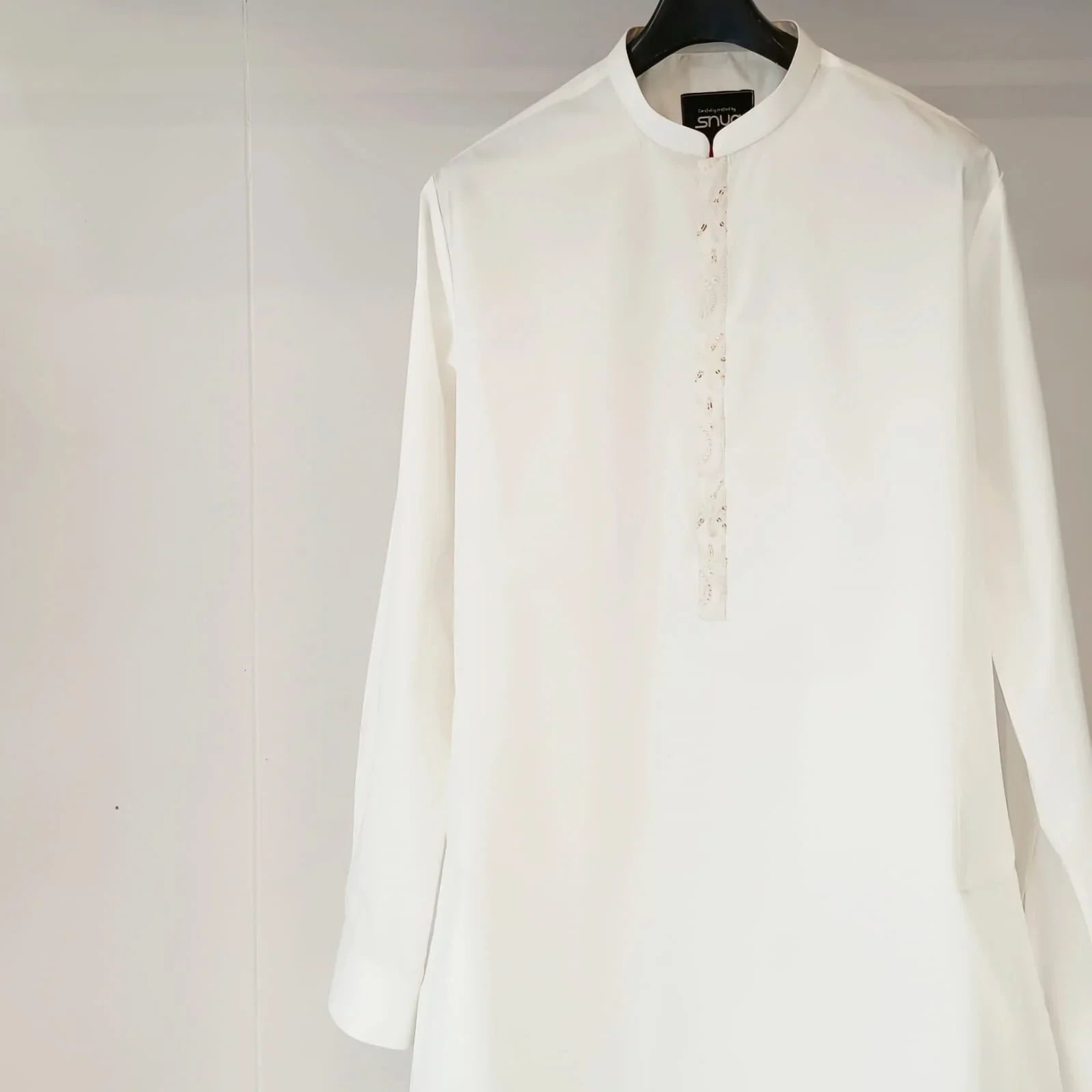 White Embroidered Paisleys Waistcoat with Kurta Trouser. - Snug