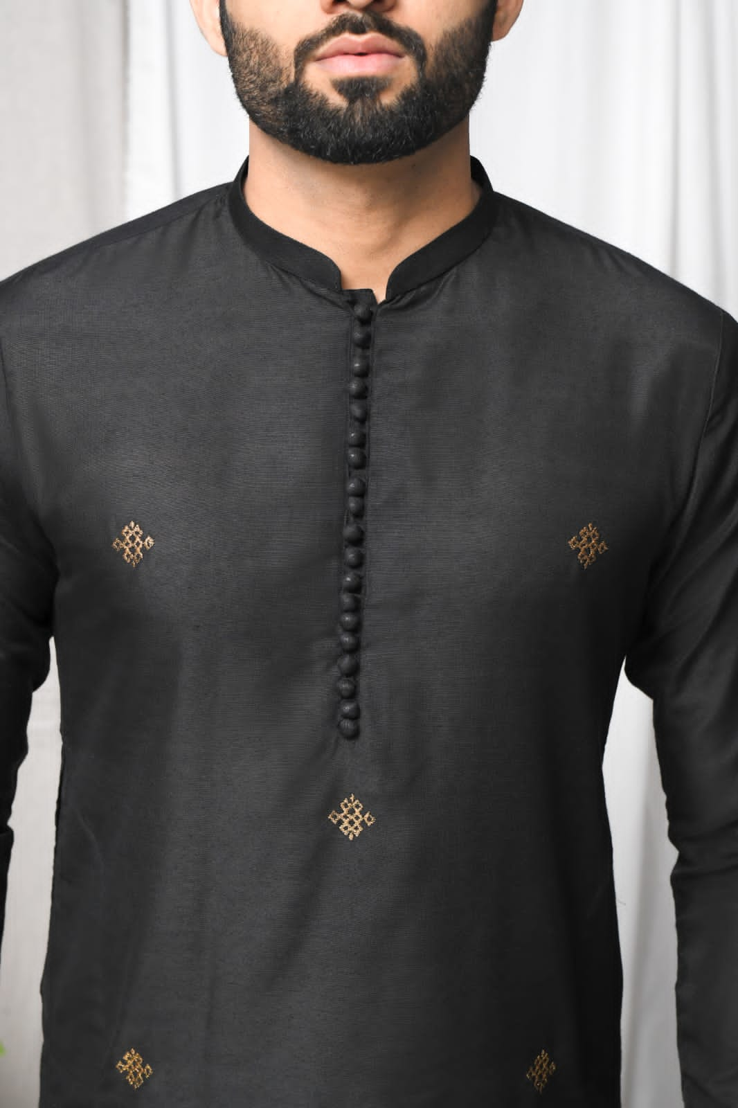 Antique Motives Cotton Silk Kurta Trouser.