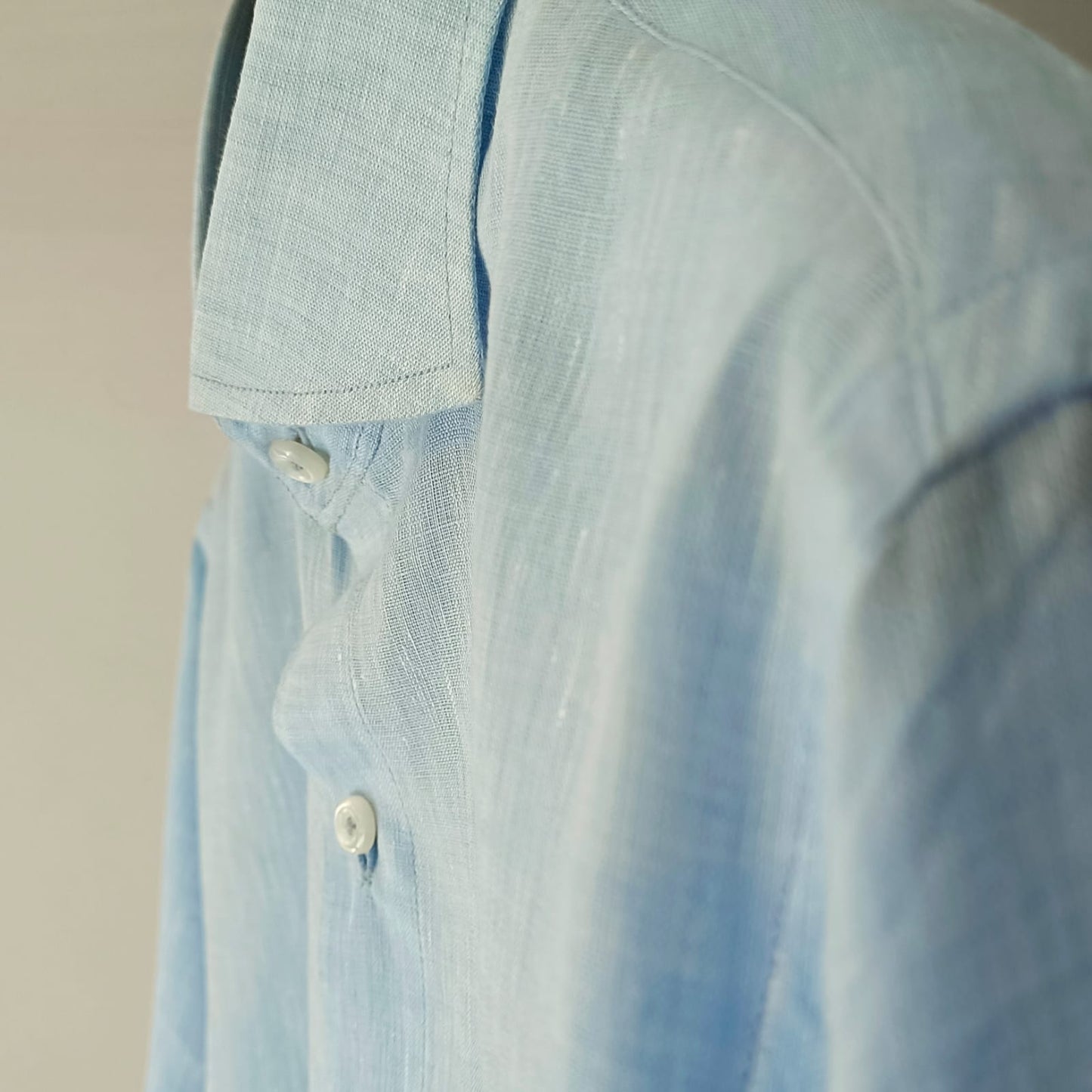 Cut Away Collar Linen Shirt