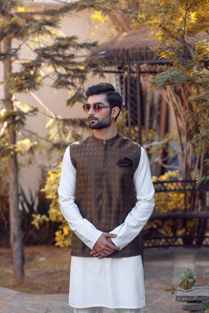 Self Embroidered Kurta Trouser With Diamond WaistCoat