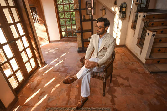 Broad Stripe Embroidery Blazer - Snug