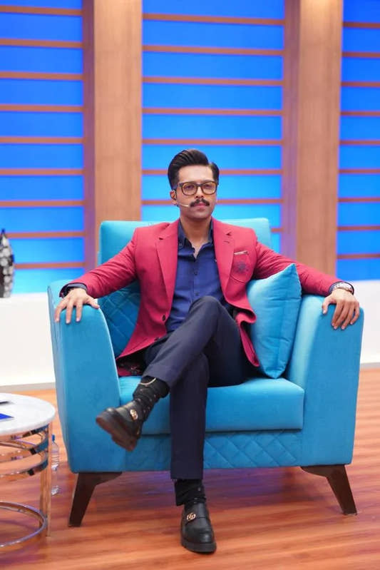 Two Tone Red Blazer With Navy blue Pants - Snug