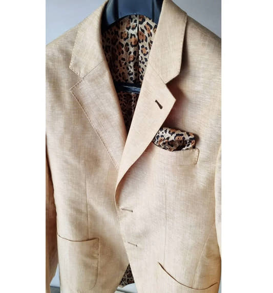 Light Yellow Linen Blazer With Green Pants - Snug