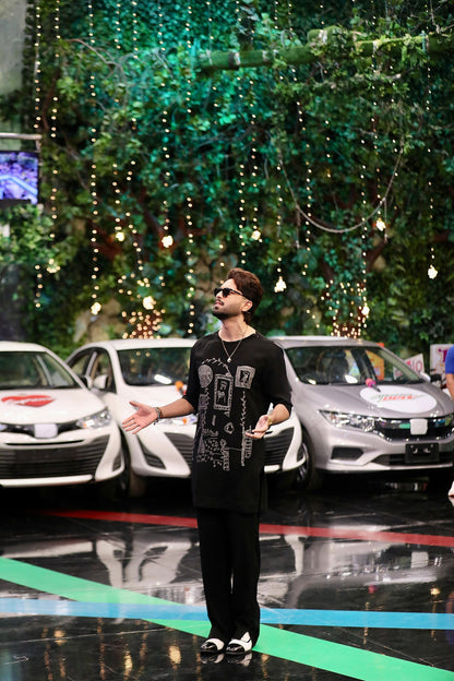 Snug Fahad Mustafa's Luxe Loose Fit Kurta Trouser Combo