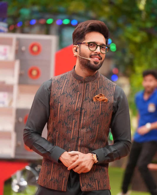 Green Embroidered Outfit. - Snug