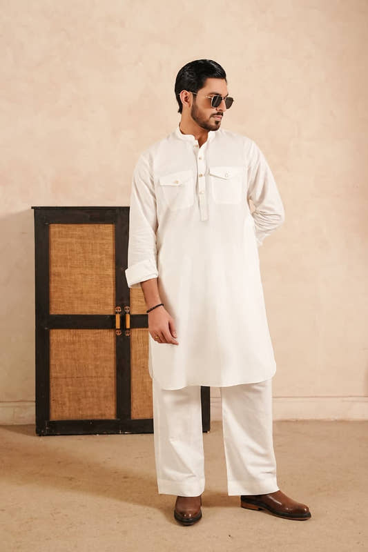 Linen Double Pocket Kurta with Loose Trouser.