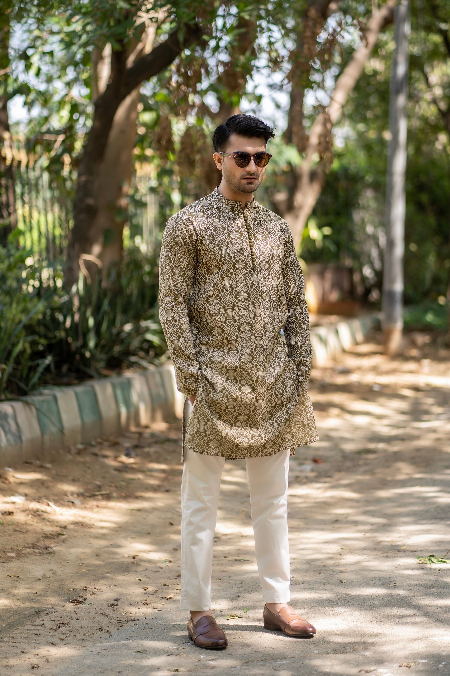 Needlework Marvels: Snug's Exclusive Embroidered Kurta Trouser Series.