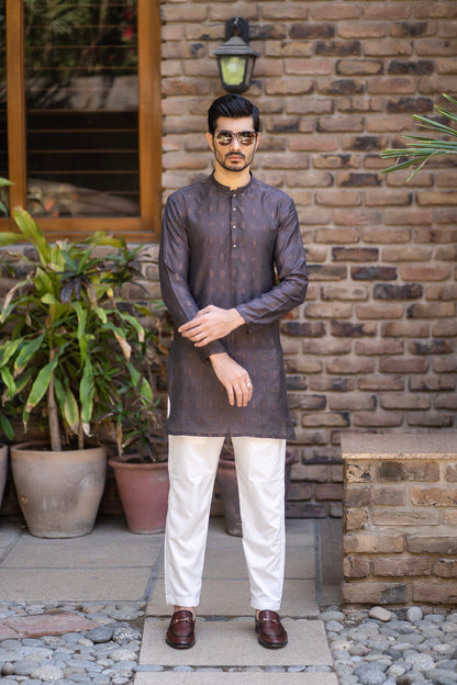 Urban Grace - Kurta & Trouser Ensemble for Every Occasion.