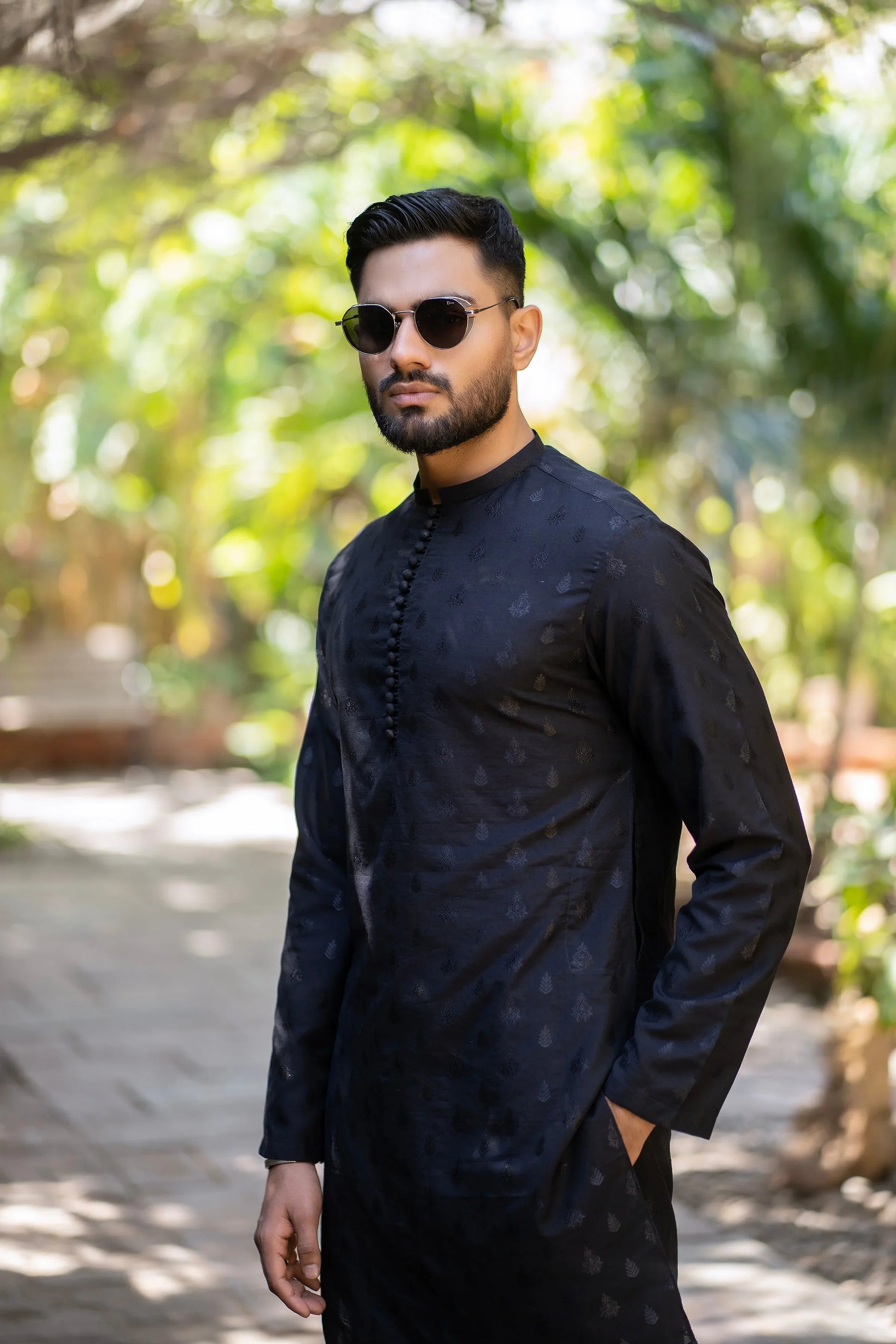 Artisan Black Embossed Kurta Trouser. - Snug