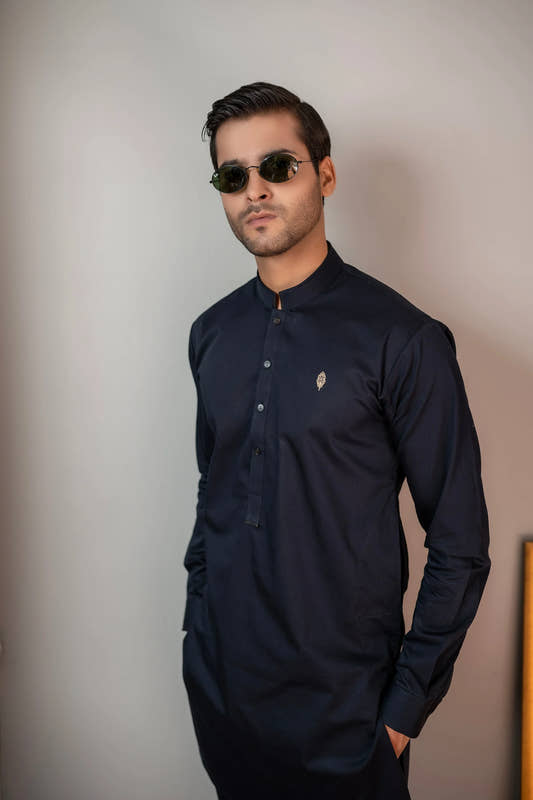Mystic Midnight Ensemble: Snug's Egyptian Cotton Kurta & Trouser. - Snug