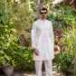 Classic Blooms: Snug's Embroidered Chic. - Snug